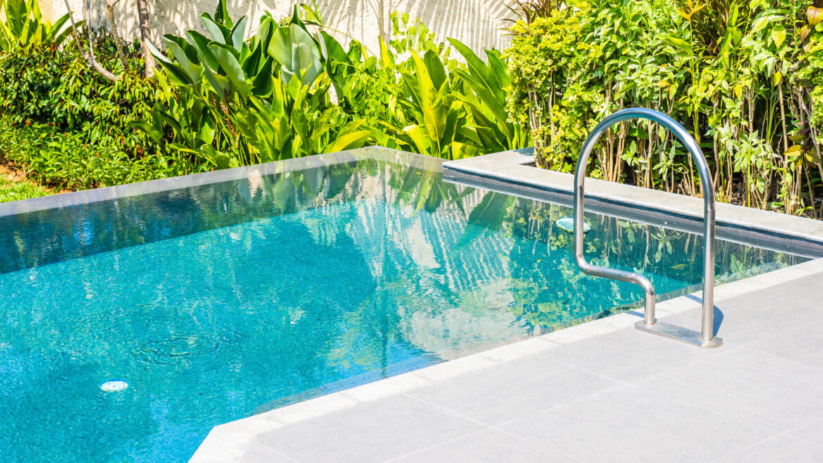 Quelle piscine choisir en fonction de votre jardin ?