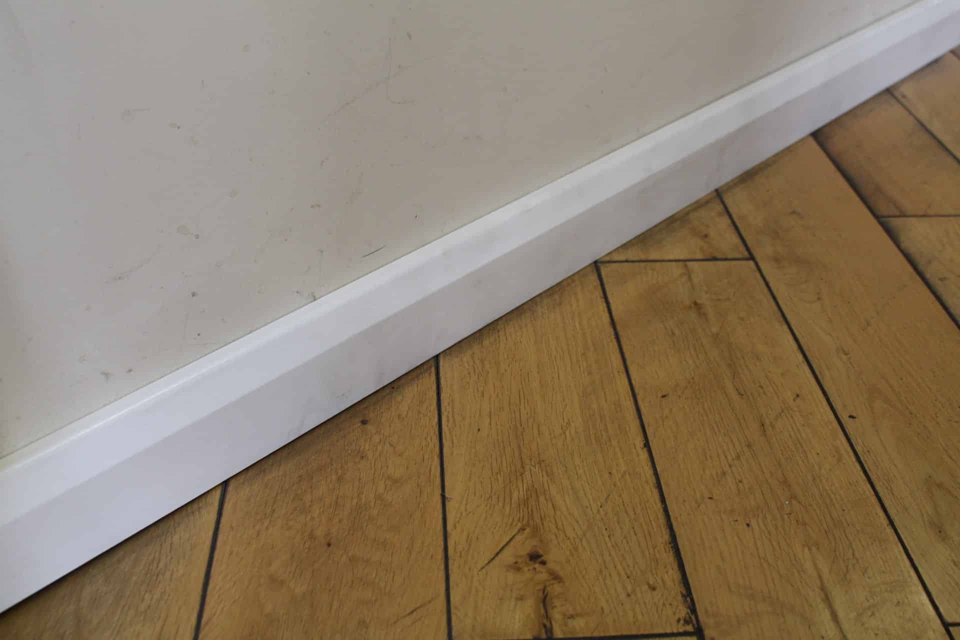 qui faire appel pour la fabrication de votre plinthe sur mesure